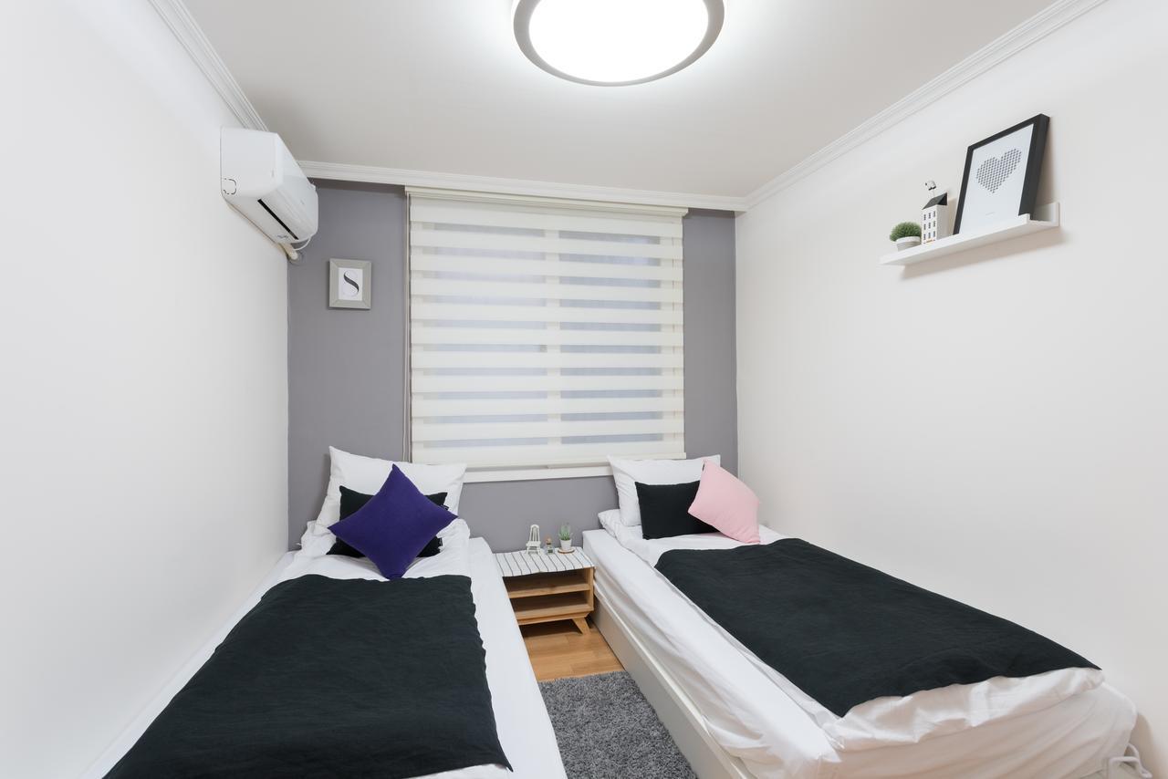 The Blossom Yeonnam Guesthouse Seoul Exterior photo