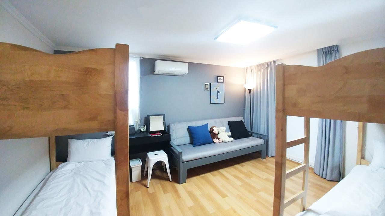 The Blossom Yeonnam Guesthouse Seoul Exterior photo